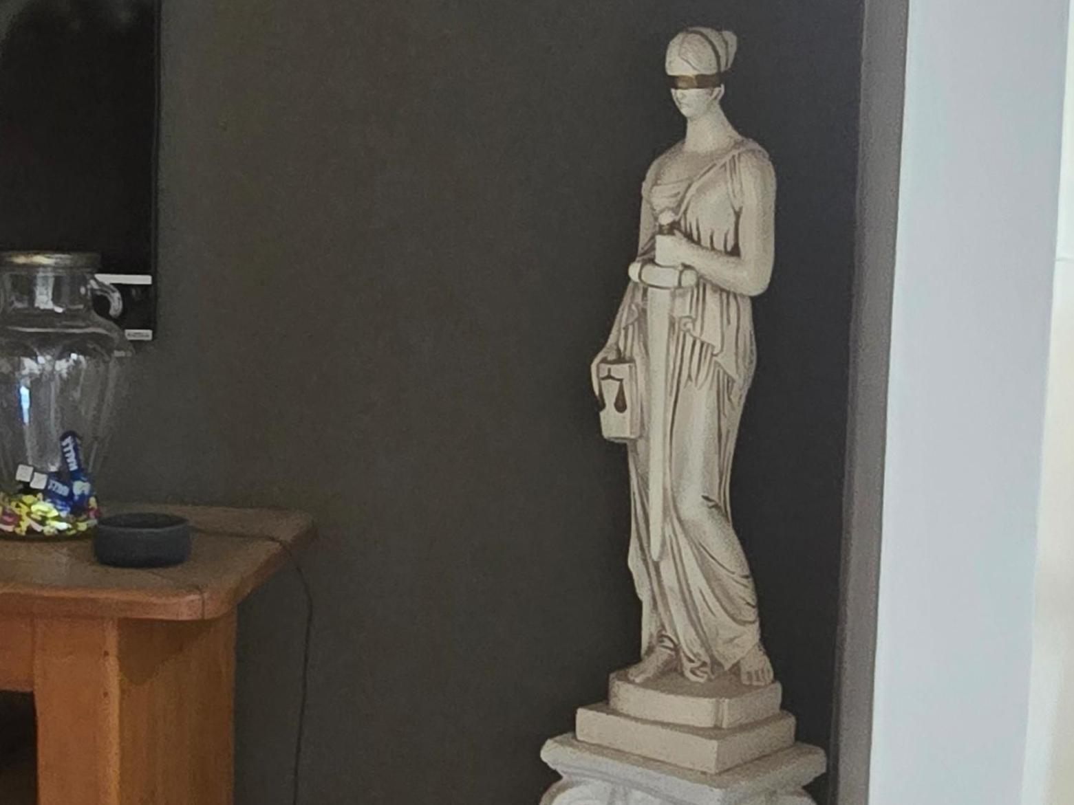 Apartment Facilit